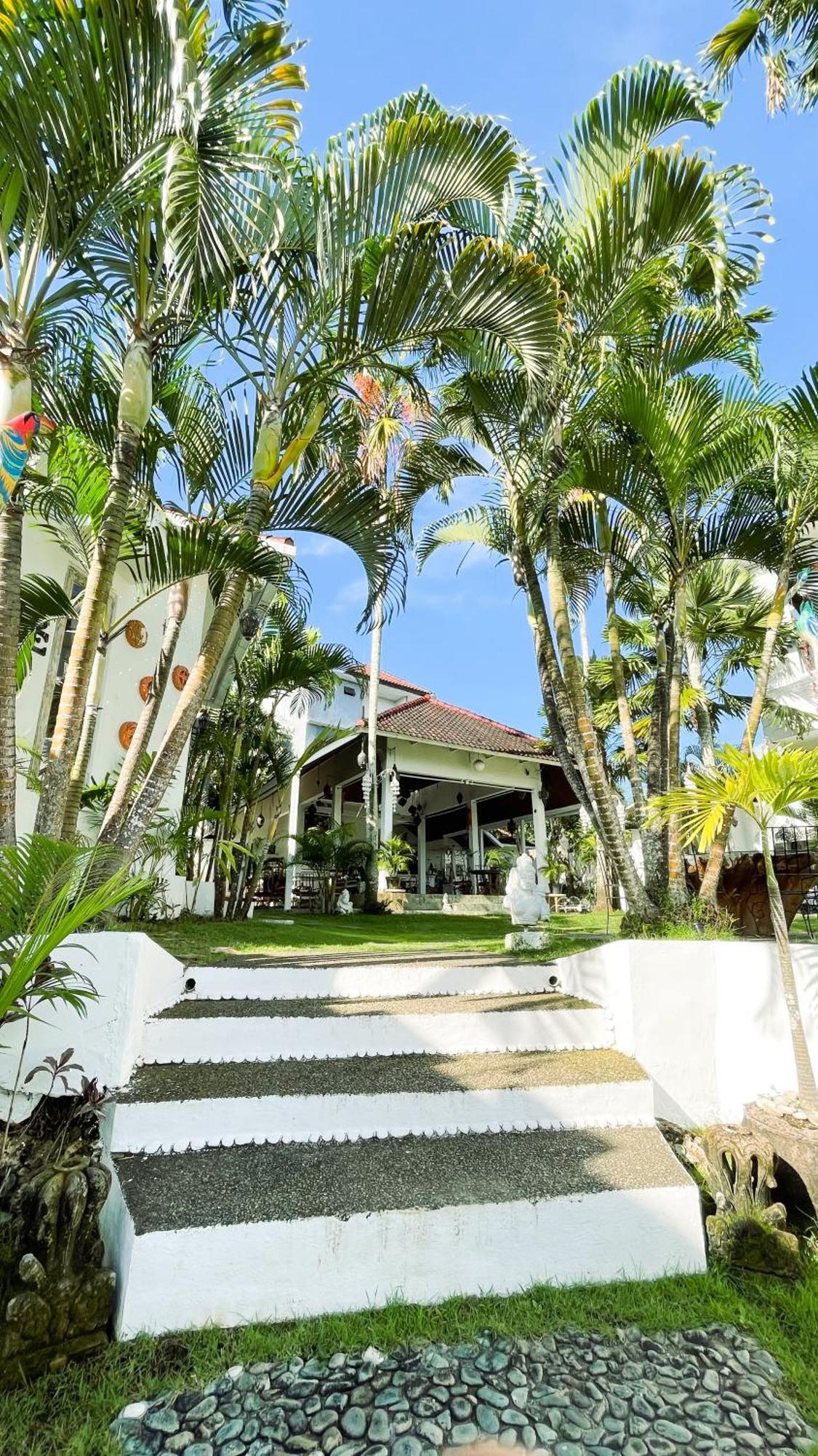 Surga Homestay Джимбаран Екстер'єр фото